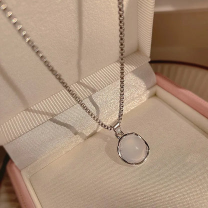 Ursa | Elegant Halsband – Akrylfjärilhänge För En Lekfull Stil 22