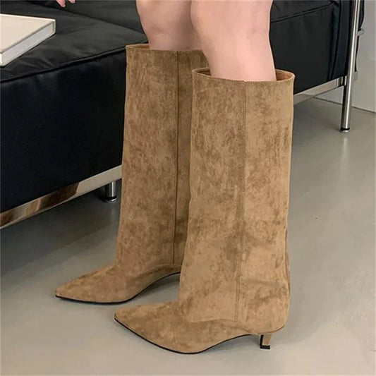 Hexy | Eleganta Knähöga Stövlar Dam – Låg Klack För Stil Och Komfort 1