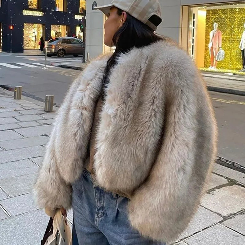 Chia | Lyxig Kort Faux Pälsrock – Tjock Plyschig Yta För Kallt Väder 5