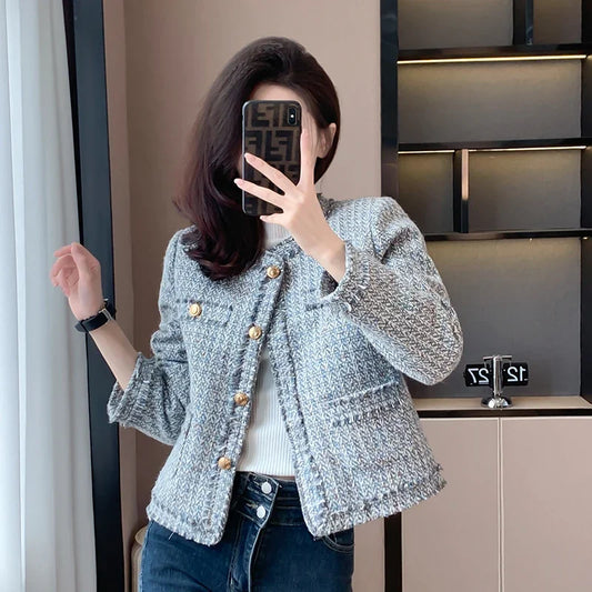 Parisa | Lyxig Vintagejacka – Eleganta Tofsar För En Tidlös Stil 1