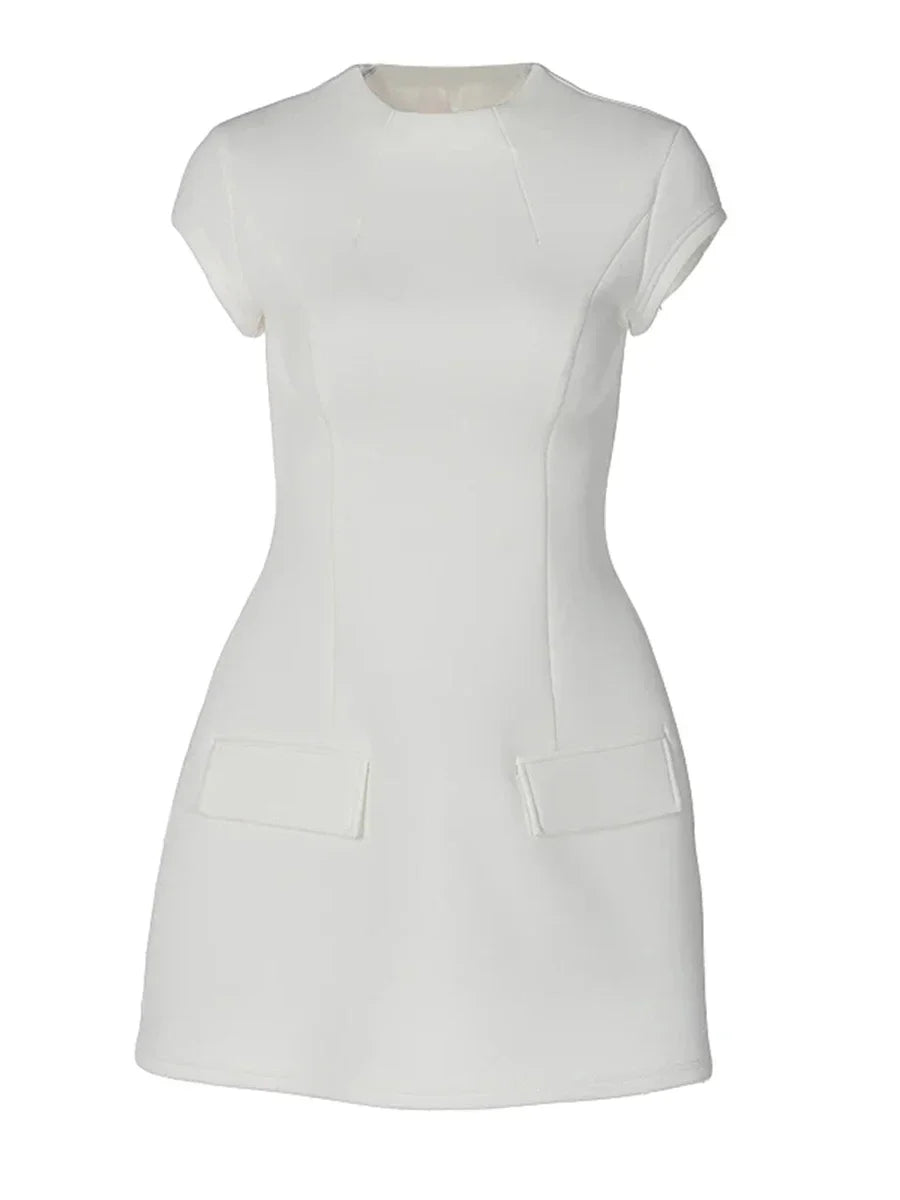 Nella | Elegant Svart Miniklänning – Cap Sleeves för Varje Tillfälle 7