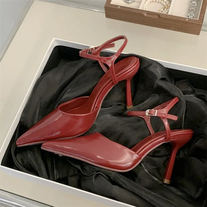 Prunella | Eleganta Slingbacks – Justerbar Rem För Stil Och Komfort 2