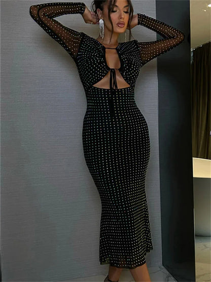 Halimah | Dam Maxiklänning – Glittrande Ihålig Design För Elegant Look 4