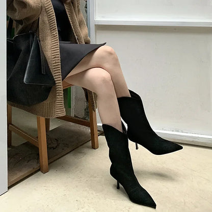 Tracy | Dam Stövlar – Eleganta Nubuckläder med Stiletthäl för Hösten 4