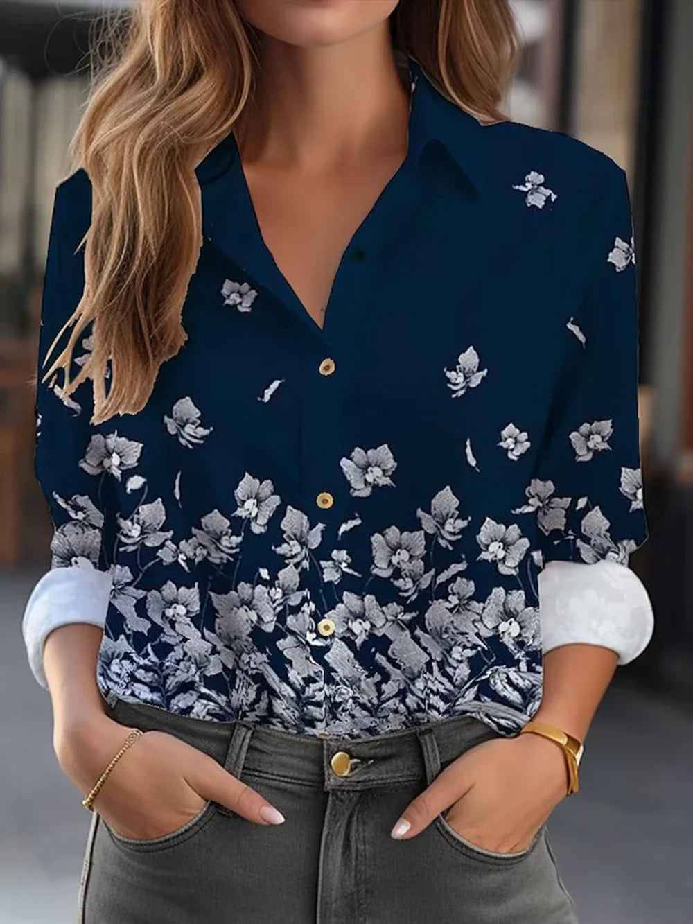 Regine | Elegant Blommig Blus – Andningsbart Tyg För Varje Tillfälle 6