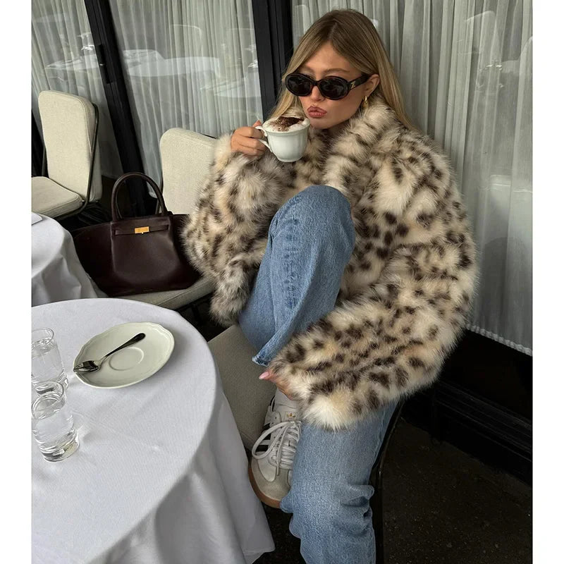 Cecily | Trendig Leopardmönstrad Faux Pälsjacka – För Stil Och Komfort 4