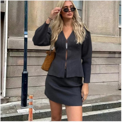 Katrina | Elegant Svart Stickad Kofta – För Alla Tillfällen 2