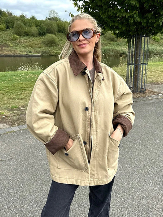 Deianira | Elegant Lapelrock med Fickor och Fulla Ärmar – För Stil och Funktionalitet 1