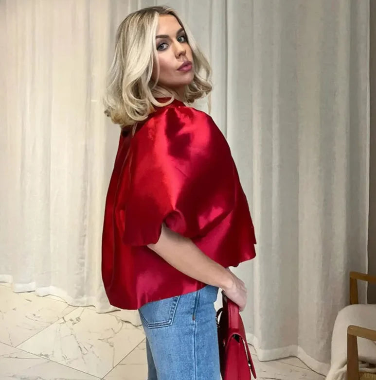 Ros | Chic Vit Blus – Ruffle Detaljer För Elegant Stil 9