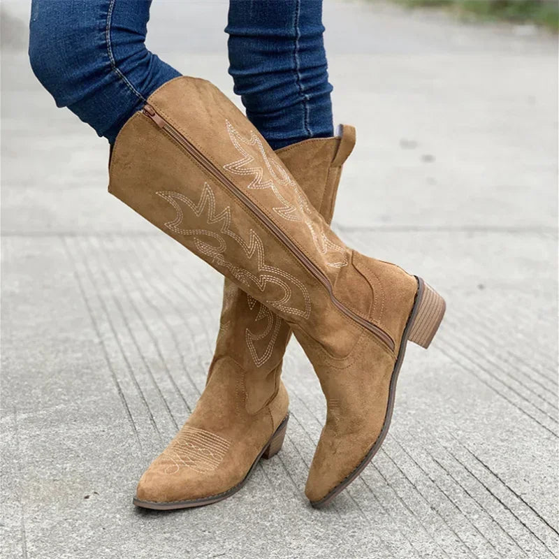 Tabitha | Eleganta Broderade Cowboy Stövlar Dam – För Varje Tillfälle 2
