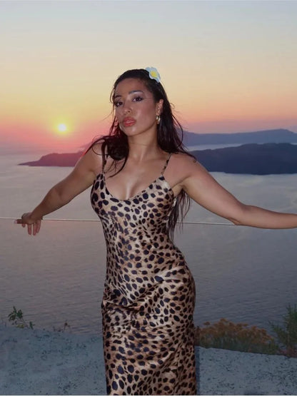 Sofia | Elegant Leopardtryck Satin Klänning Dam För Lyxig Stil 4