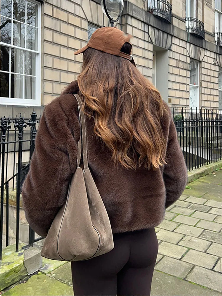Bernice | Chic Kort Jacka Dam – Mjuk Faux Päls För Eleganta Stunder 5