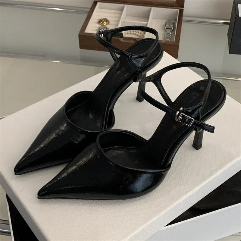 Prunella | Eleganta Slingbacks – Justerbar Rem För Stil Och Komfort 4