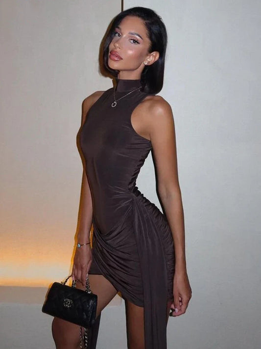Noelene | Elegant Ärmlös Klänning – Hög Turtleneck För Tidlös Stil 1