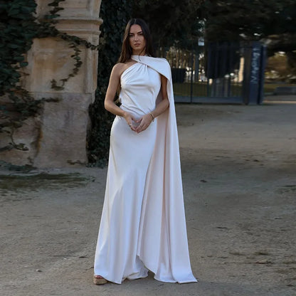 Querida | Elegant Damklänning – Satin För Tidlös Stil och Festliga Tillfällen 10