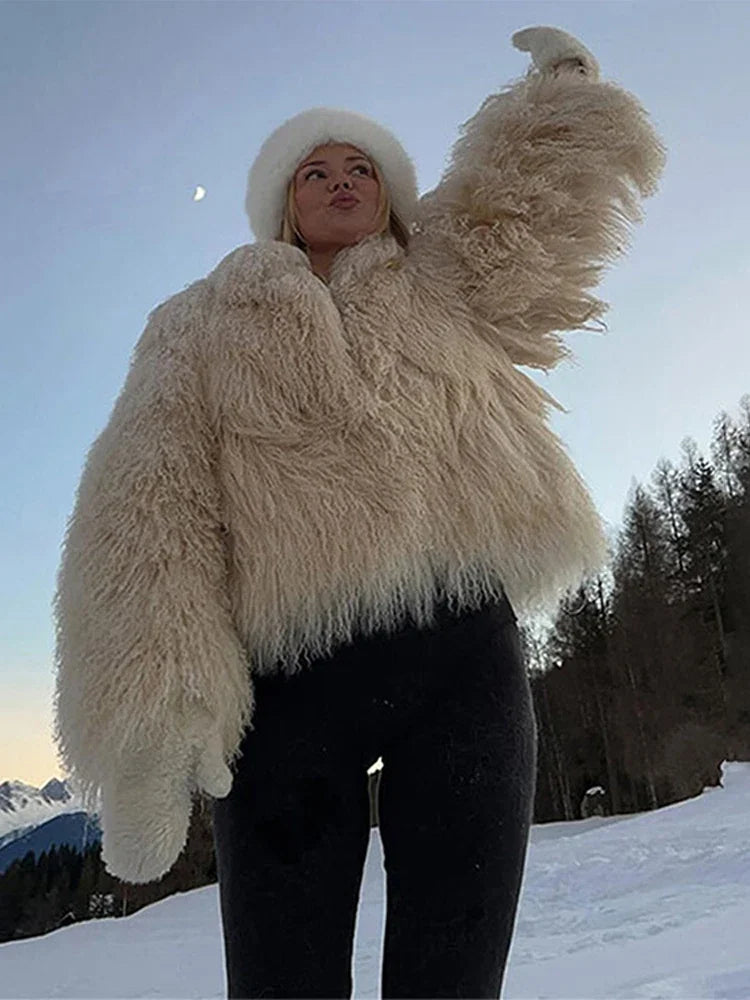 Calla | Snygg Fuskpälsrock – Mjuk Och Fluffig Design För Vintergarderoben 3