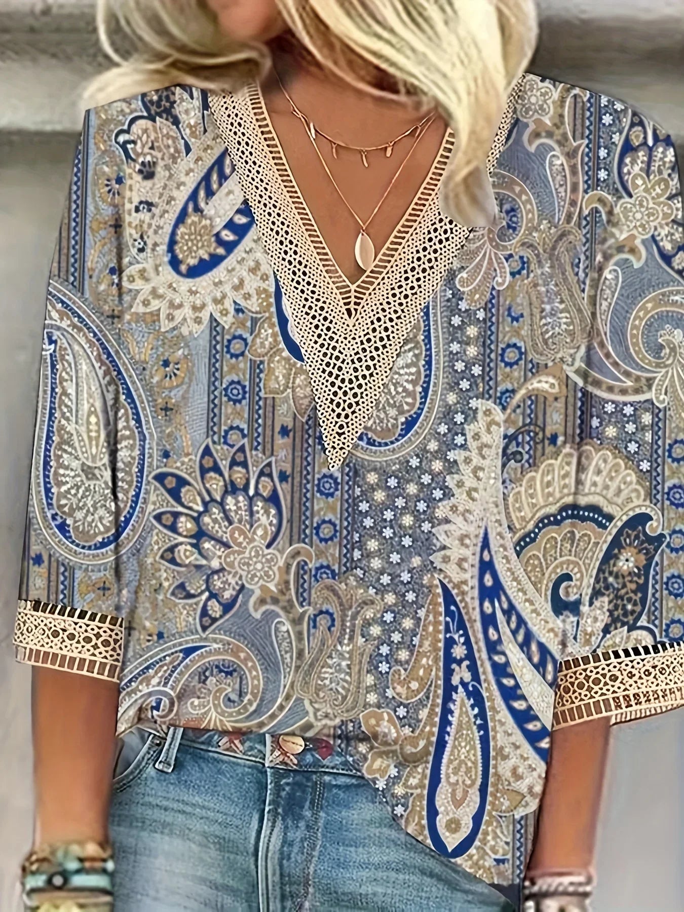 Ans | Elegant Vit V-Neck Blus – Tidlös Stil och Komfort 5