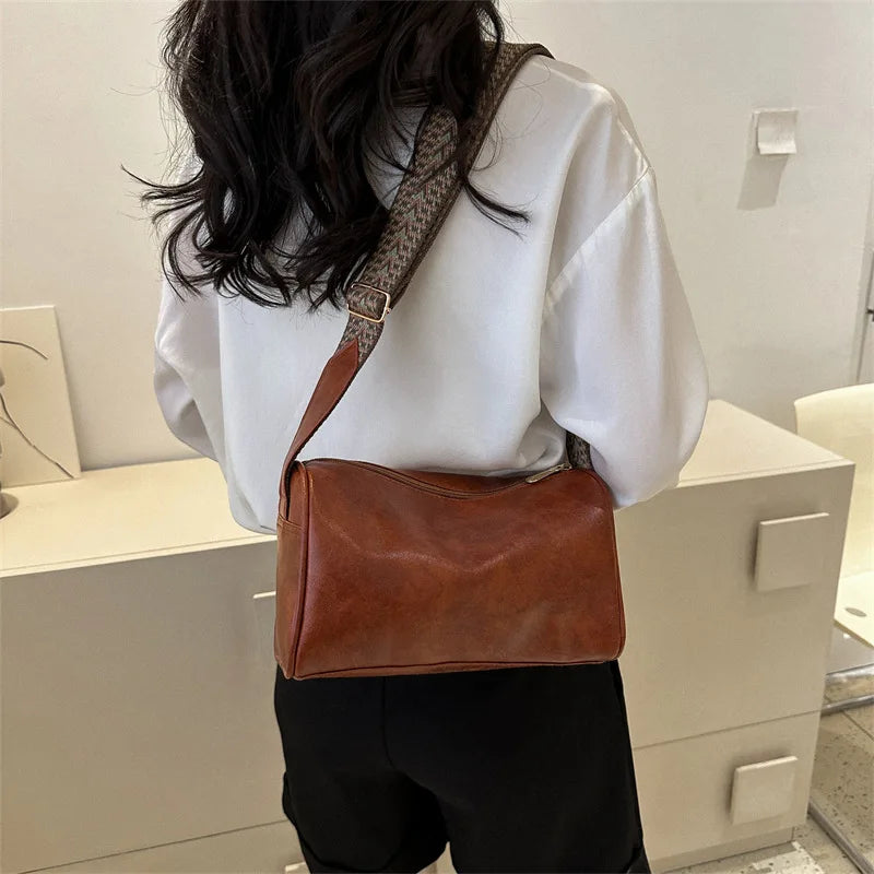 Sanne | Vintage Crossbody Väska – PU-Läder Med Tidlös Elegans och Justerbar Rem 5