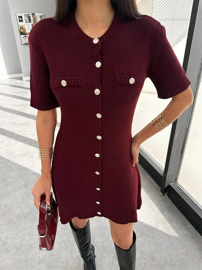 Guevie | Elegant Svart Miniklänning – För Tidlös Stil Och Komfort 5