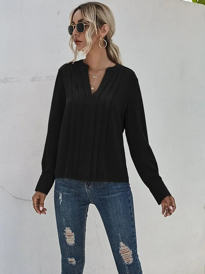 Lieve | Graciös Vit Blus – Veckade Detaljer För Tidlös Elegans 10