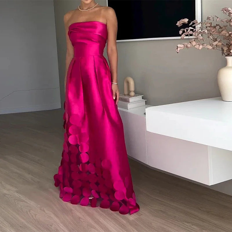 Pavla | Glamourös Satin Klänning – Gul Med Cirkulära Paljetter 6