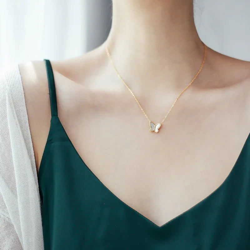 Ursa | Elegant Halsband – Akrylfjärilhänge För En Lekfull Stil 5