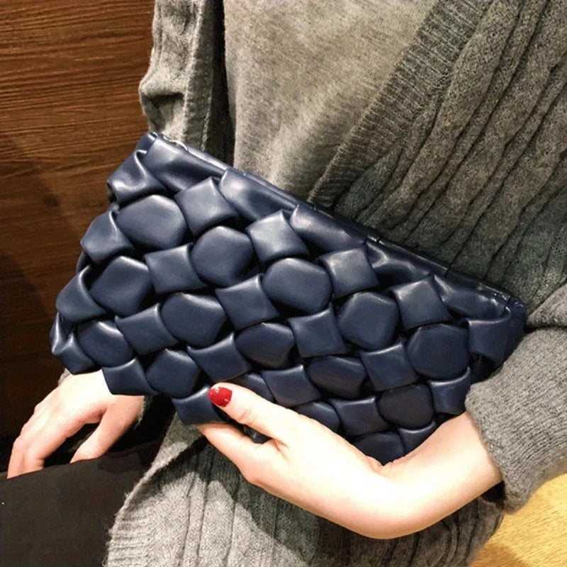Opalina | Elegant Retro Läderkopplingsväska – Mjuk För Alla Tillfällen 4
