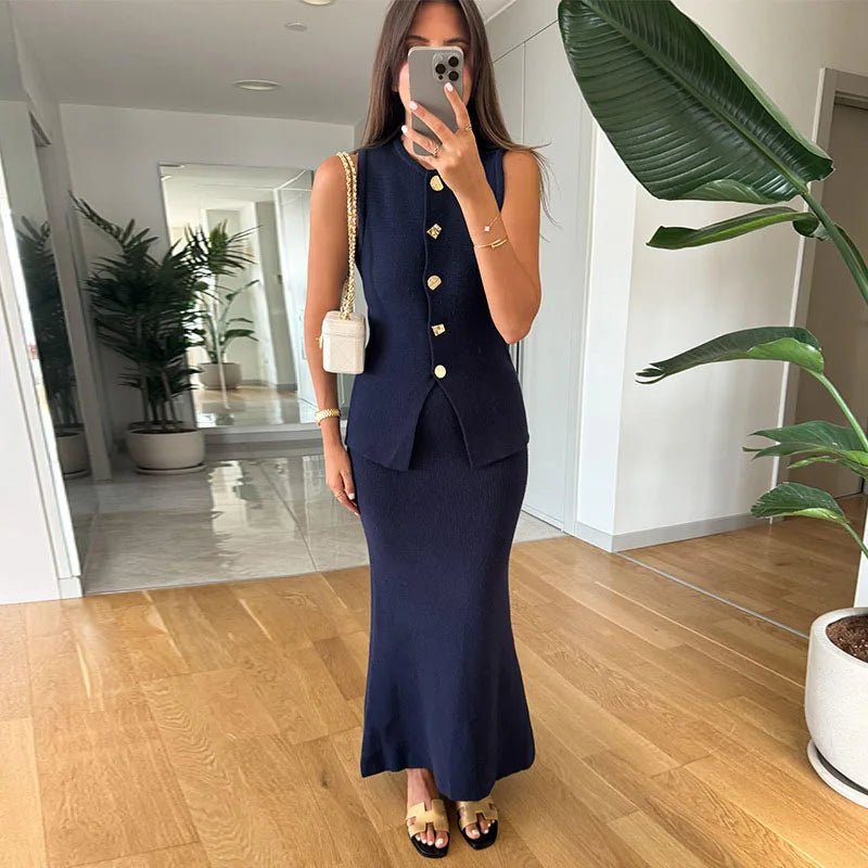 Keira | Chic Stickad Kjol Och Rund Halsvästuppsättning – För Eleganta Tillfällen 8