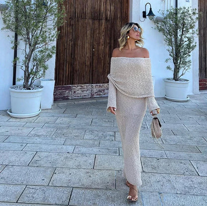 Katarina | Elegant Off the Shoulder Maxiklänning Dam – Flare Ärmar med Intrikata Hål 5