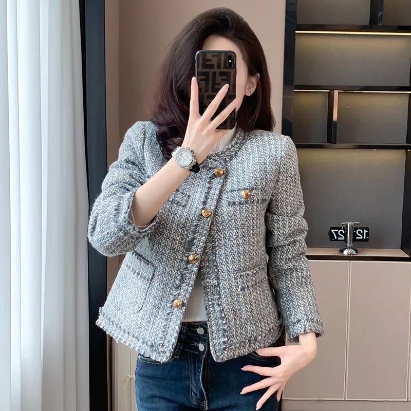 Parisa | Lyxig Vintagejacka – Eleganta Tofsar För En Tidlös Stil 5