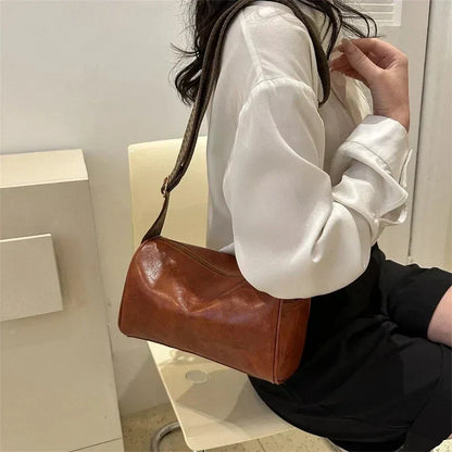 Sanne | Vintage Crossbody Väska – PU-Läder Med Tidlös Elegans och Justerbar Rem 4