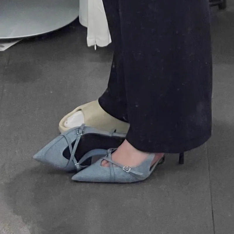 Maureen | Eleganta Blå Spetsiga Tå Slingbackskor – För Stil Och Komfort 3