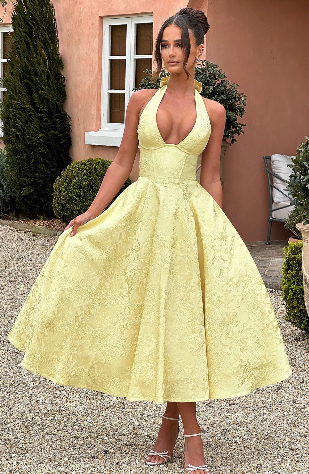 Emrielle – Romantisk midiklänning