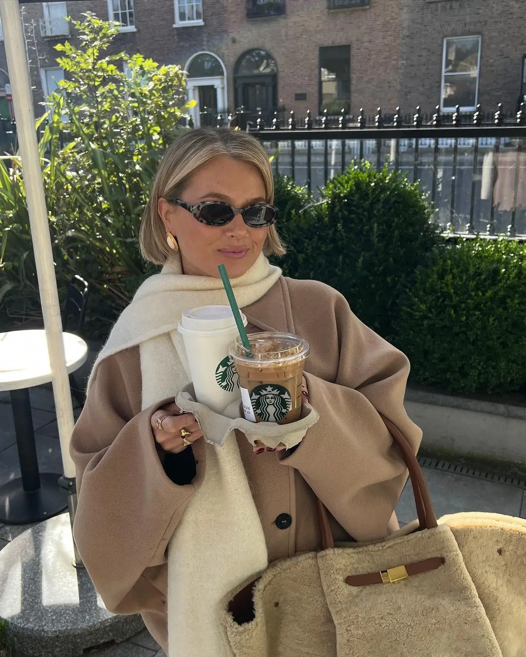 Emma | Elegant Herr Ullrock – Överdimensionerad Design för Höst och Vinter 7