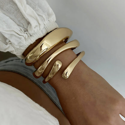 Lourdess | Elegant Armband – Vågmönster För Tidlös Stil 6